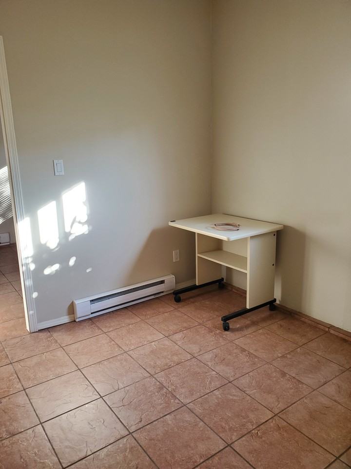 6180 Maple Road - Photo 3 of 9