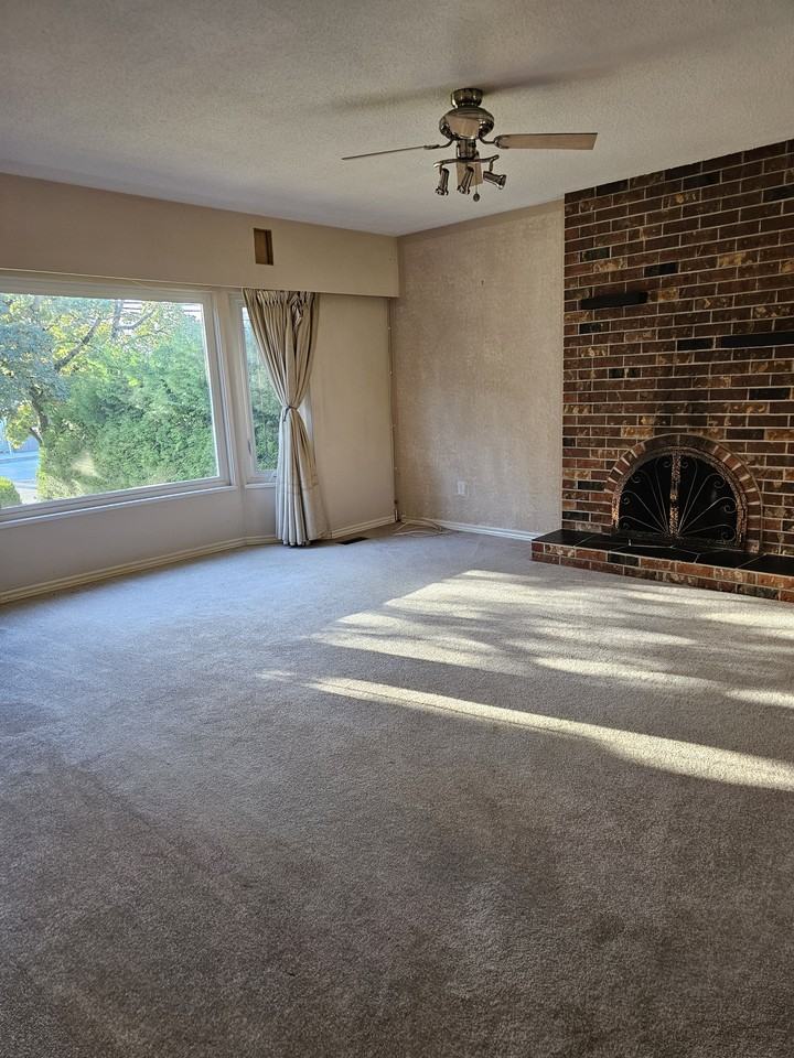 9040 Railway Avenue - Photo 7 of 21