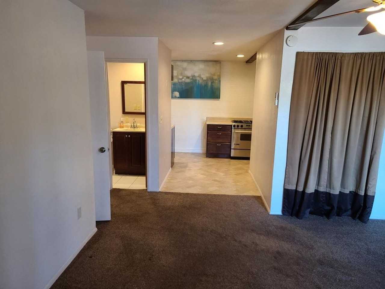 1915 S Manzanita Trl - Photo 7 of 12