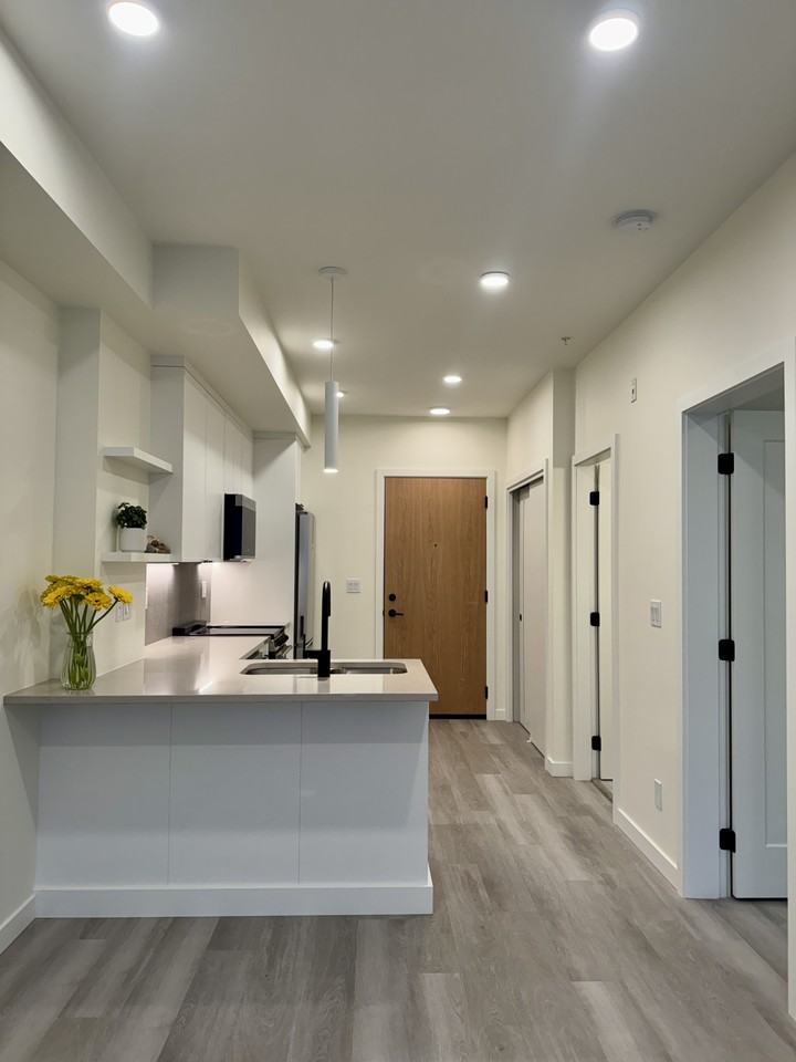 610 Lampson Street #B508 - Photo 7 of 25