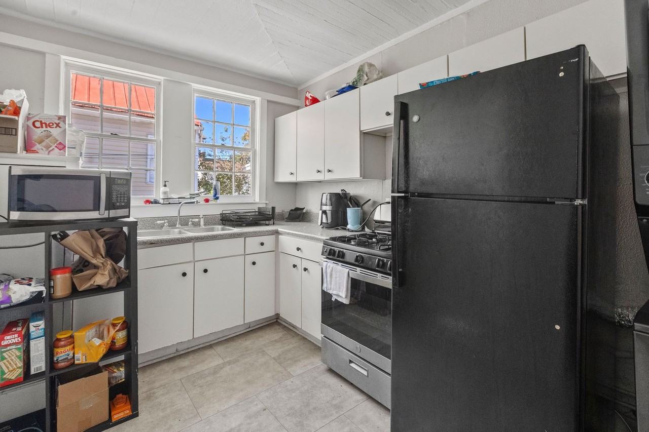 94 Morris - Photo 2 of 37