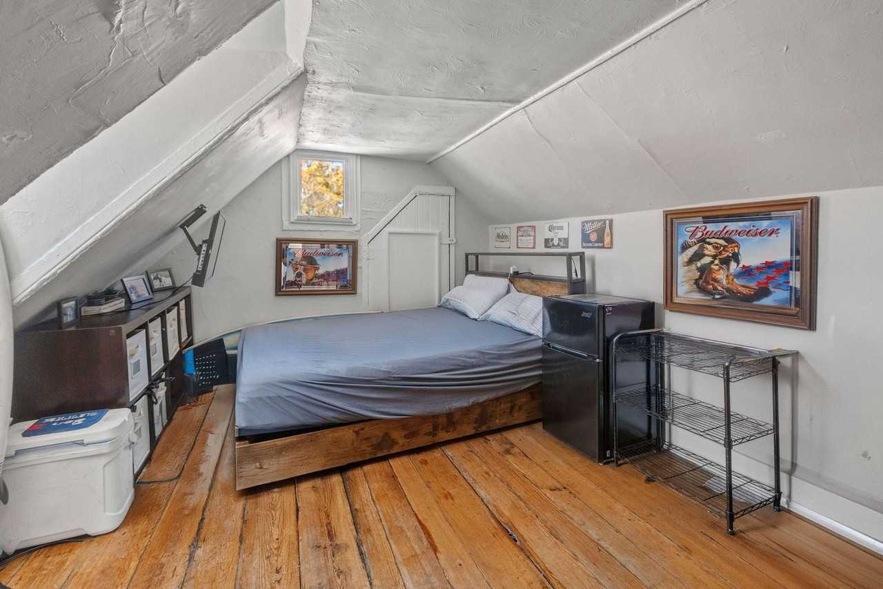 94 Morris - Photo 4 of 37