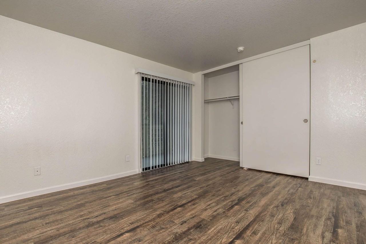 Victoria Square Apartment Homes - Photo 5 of 6