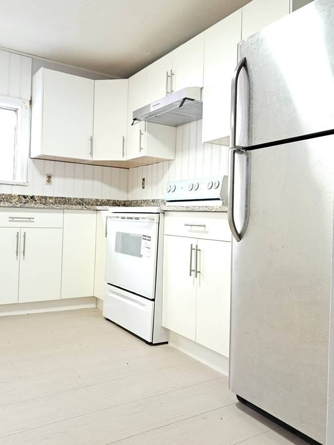 10591 Number 2 Road - Photo 3 of 18