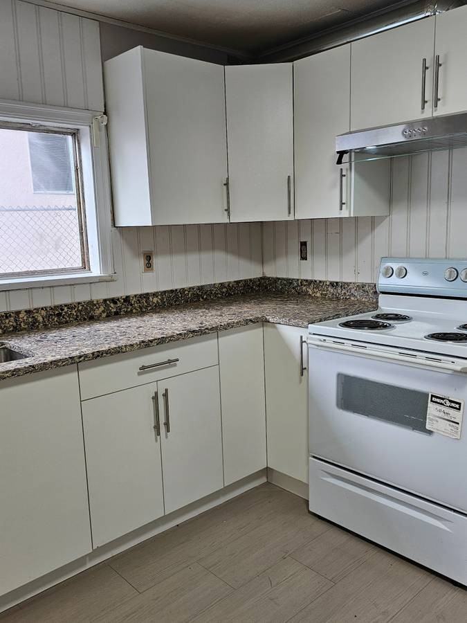 10591 Number 2 Road - Photo 5 of 18