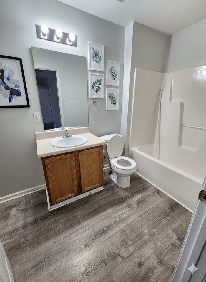 63 Coats Cir - Photo 4 of 10