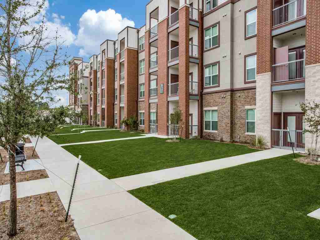 Palladium RedBird - Photo 7 of 49