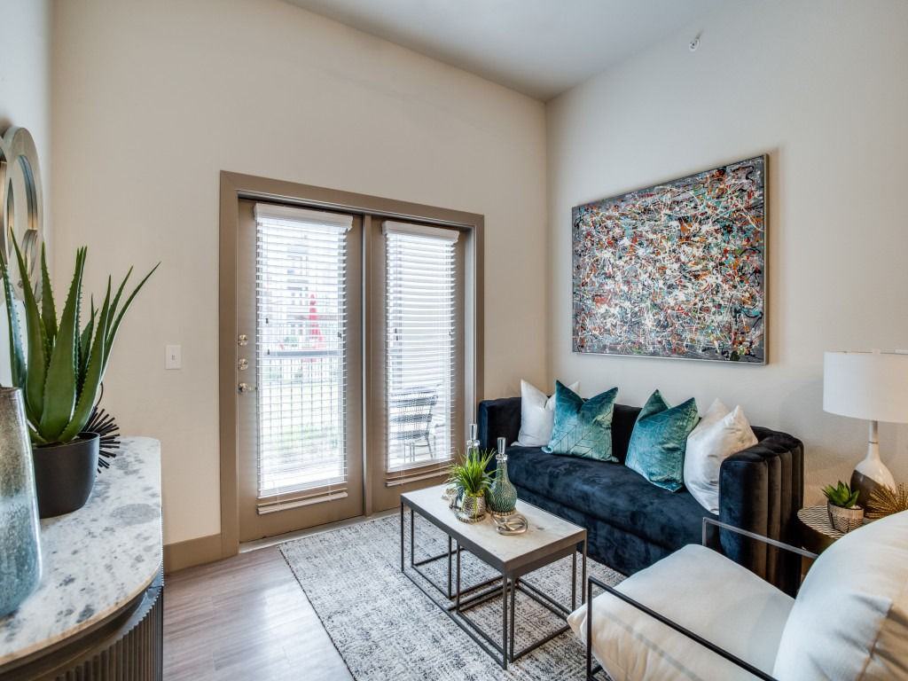 Palladium RedBird - Photo 2 of 44