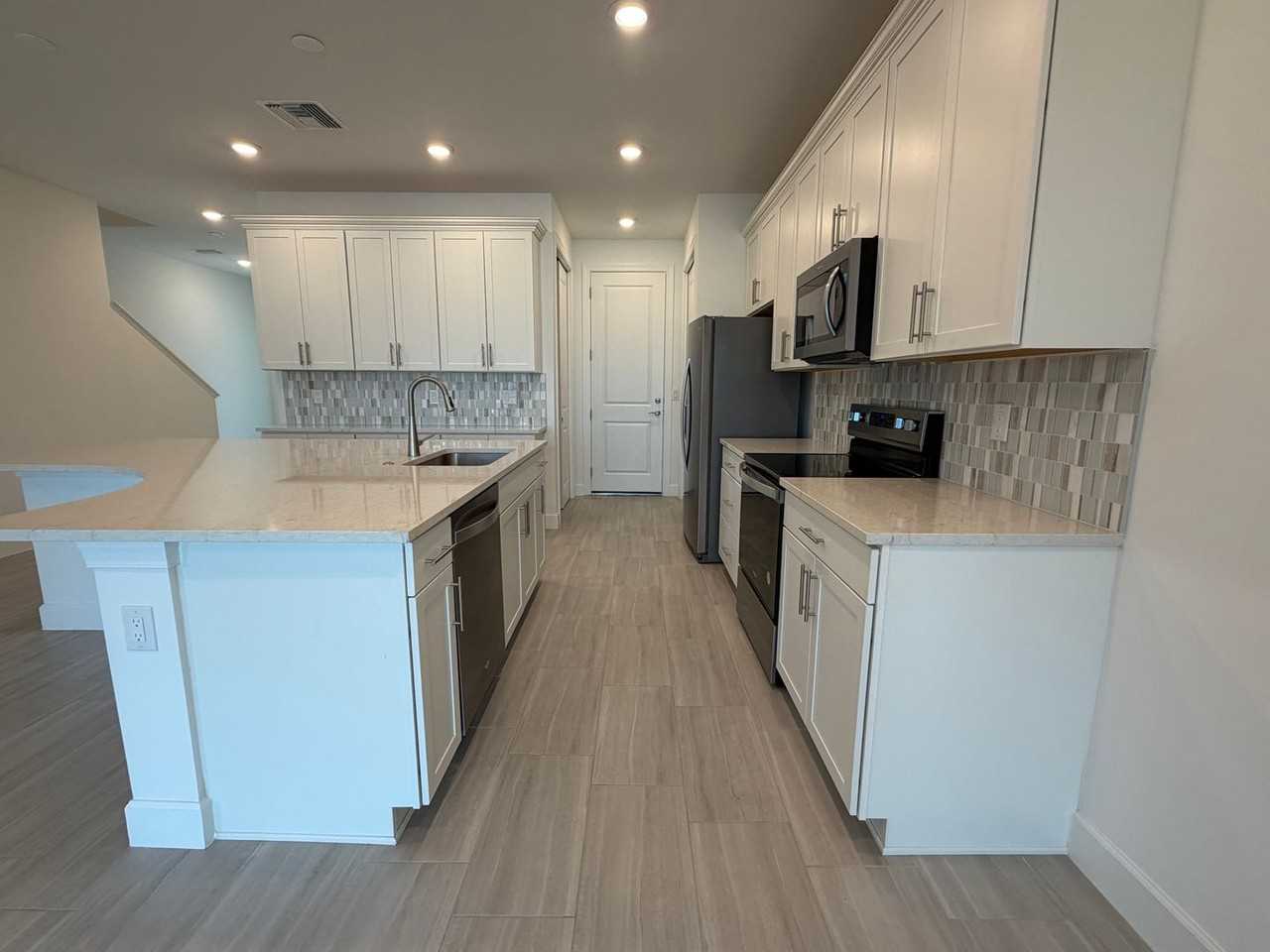 4149 Sonoma Oaks Cir - Photo 7 of 40