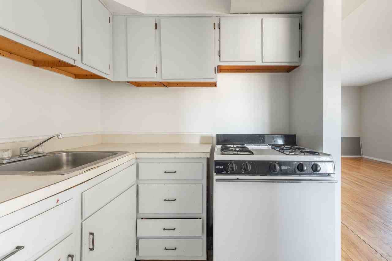 Hilltop Gardens - Photo 4 of 12