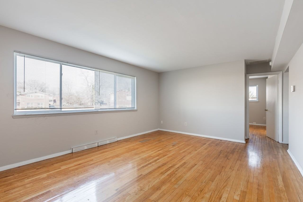 Hilltop Gardens - Photo 5 of 12