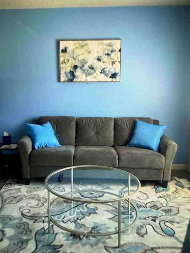 525 525 Green Valley Dr - Air B&B #1 - Photo 3 of 12