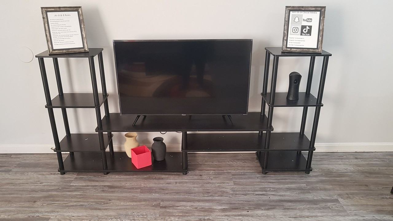 525 525 Green Valley Dr - Air B&B #1 - Photo 5 of 12