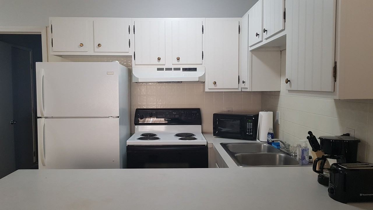 525 525 Green Valley Dr - Air B&B #1 - Photo 6 of 10