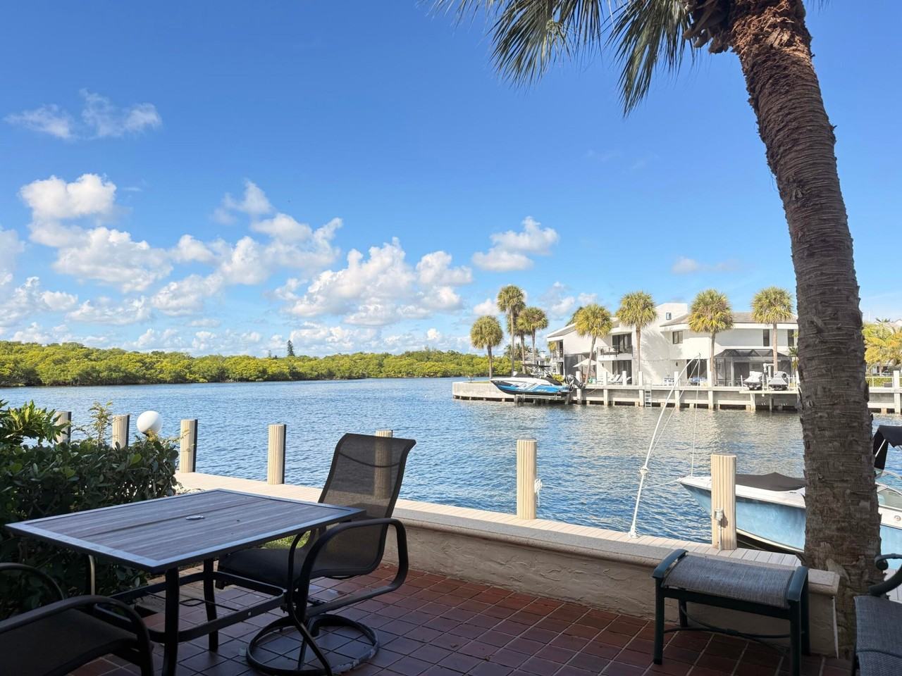 1005 Russell Dr #1 - Photo 6 of 23