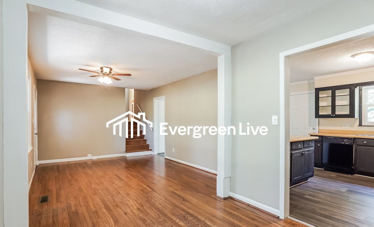 872 Burning Tree Trl - Photo 4 of 15