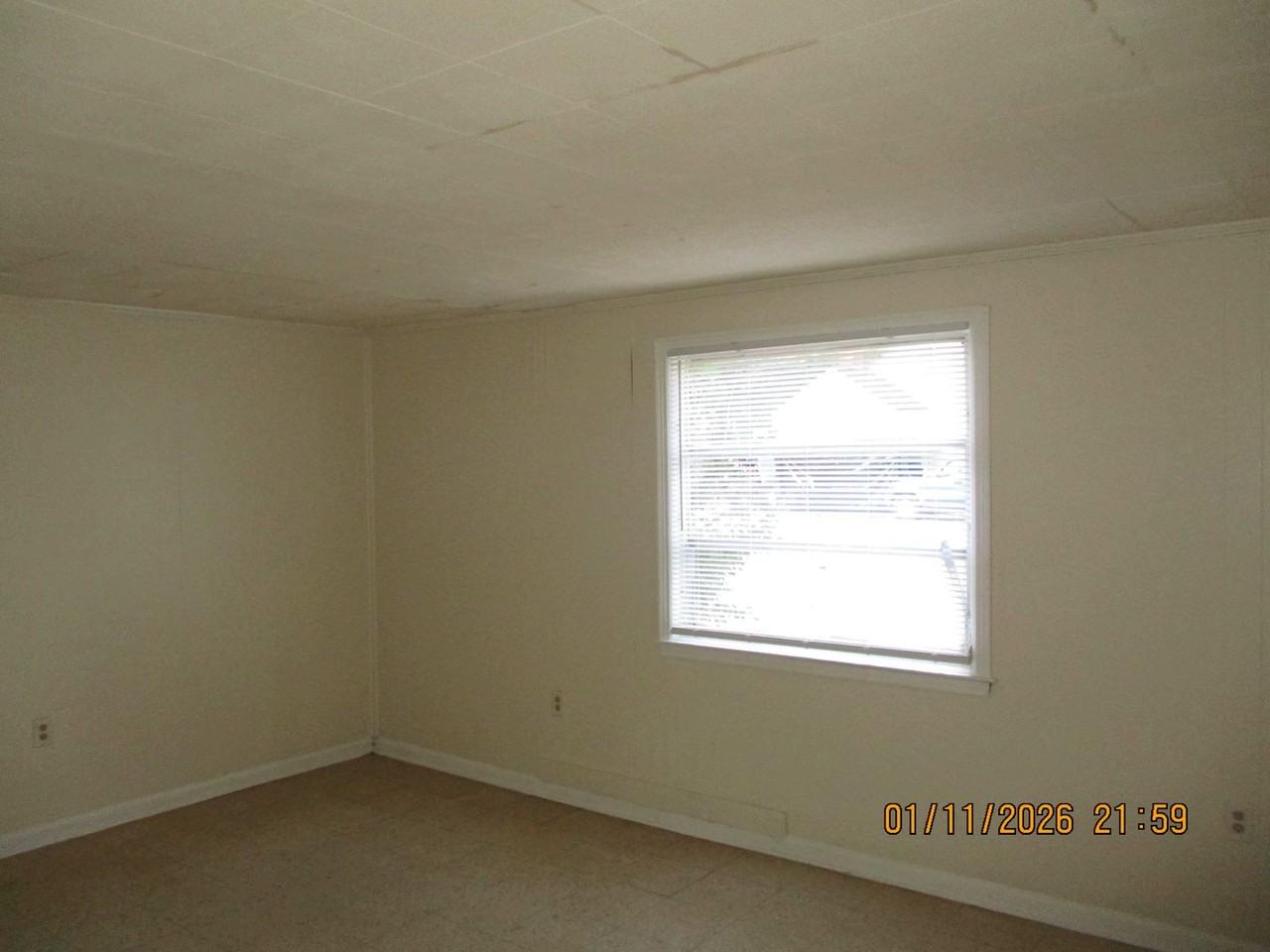 905 W Tift Ave Apt B - Photo 4 of 5