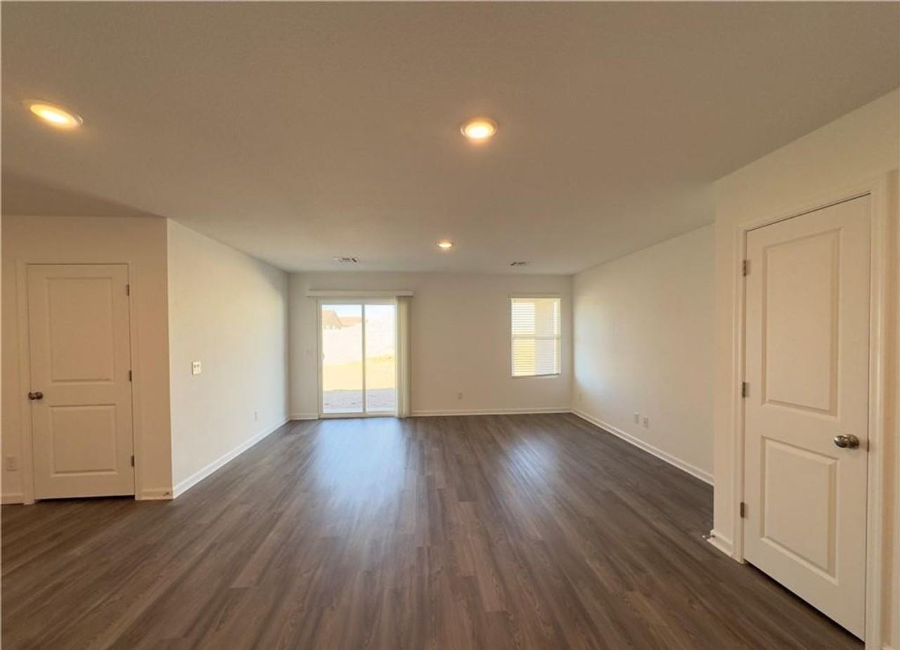 4544 S Calle Del Media - Photo 3 of 26