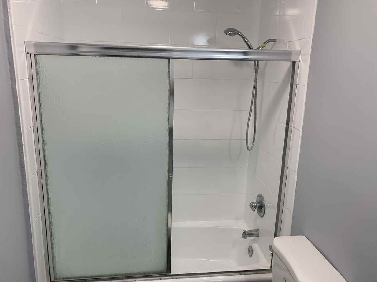 627 N Alexandria Ave - Photo 6 of 16