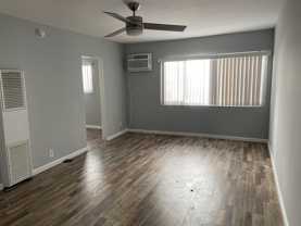 940 S Arapahoe St - Photo 1 of 1