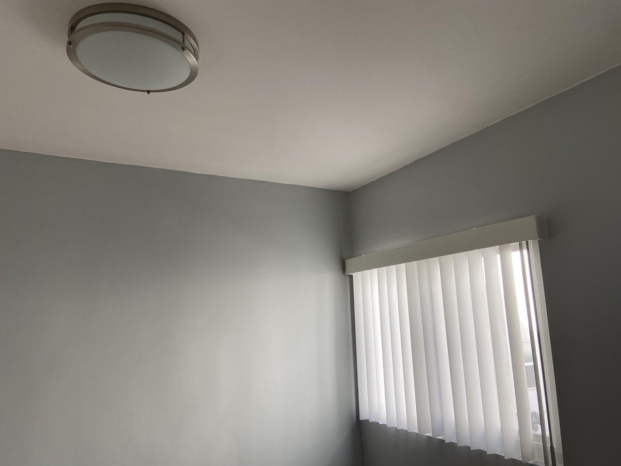 940 S Arapahoe St - Photo 3 of 18