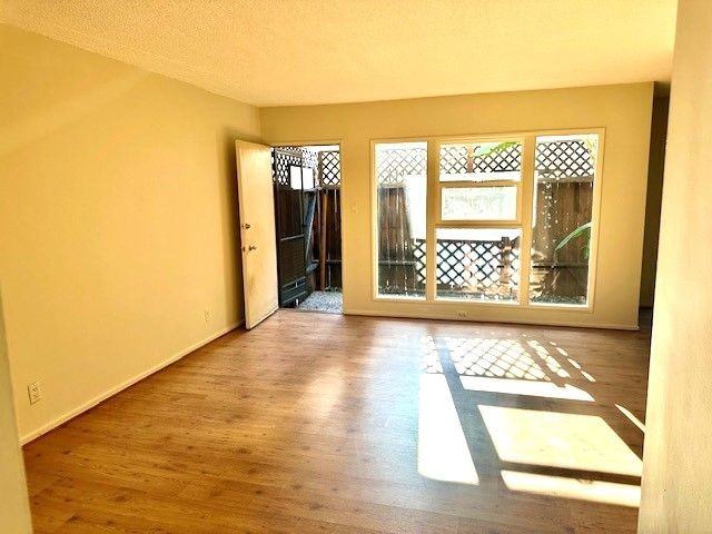 11843 Dorothy St ##4 - Photo 2 of 10