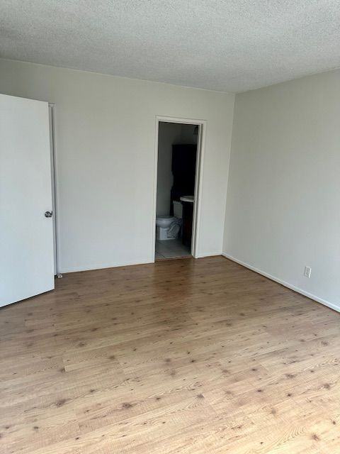 11843 Dorothy St ##4 - Photo 4 of 10