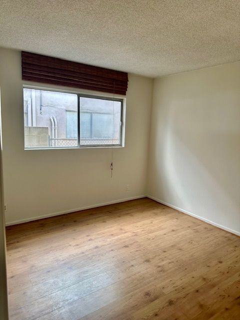 11843 Dorothy St ##4 - Photo 5 of 10