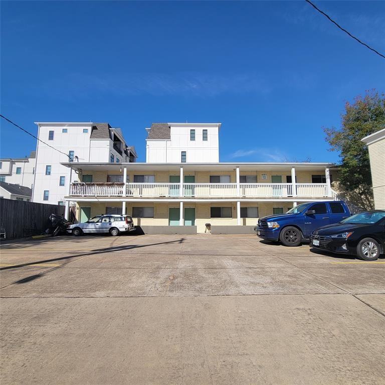 Bomar (1328) - Photo 2 of 16