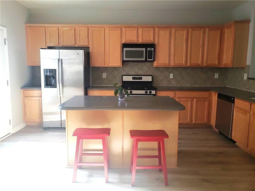 6148 Indian Wood Cir Se - Photo 2 of 15