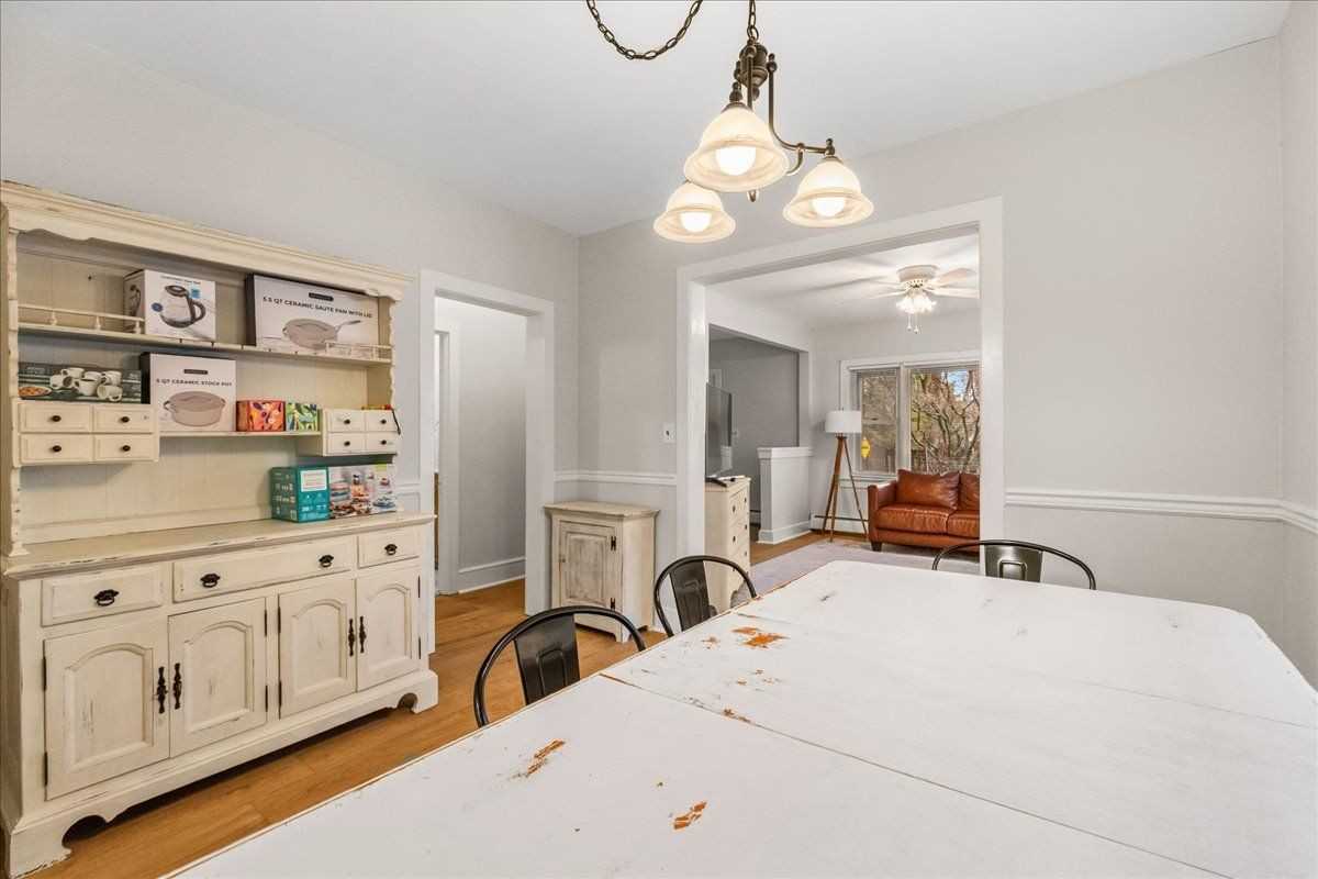 21 Heathcote Brook Rd - Photo 5 of 5