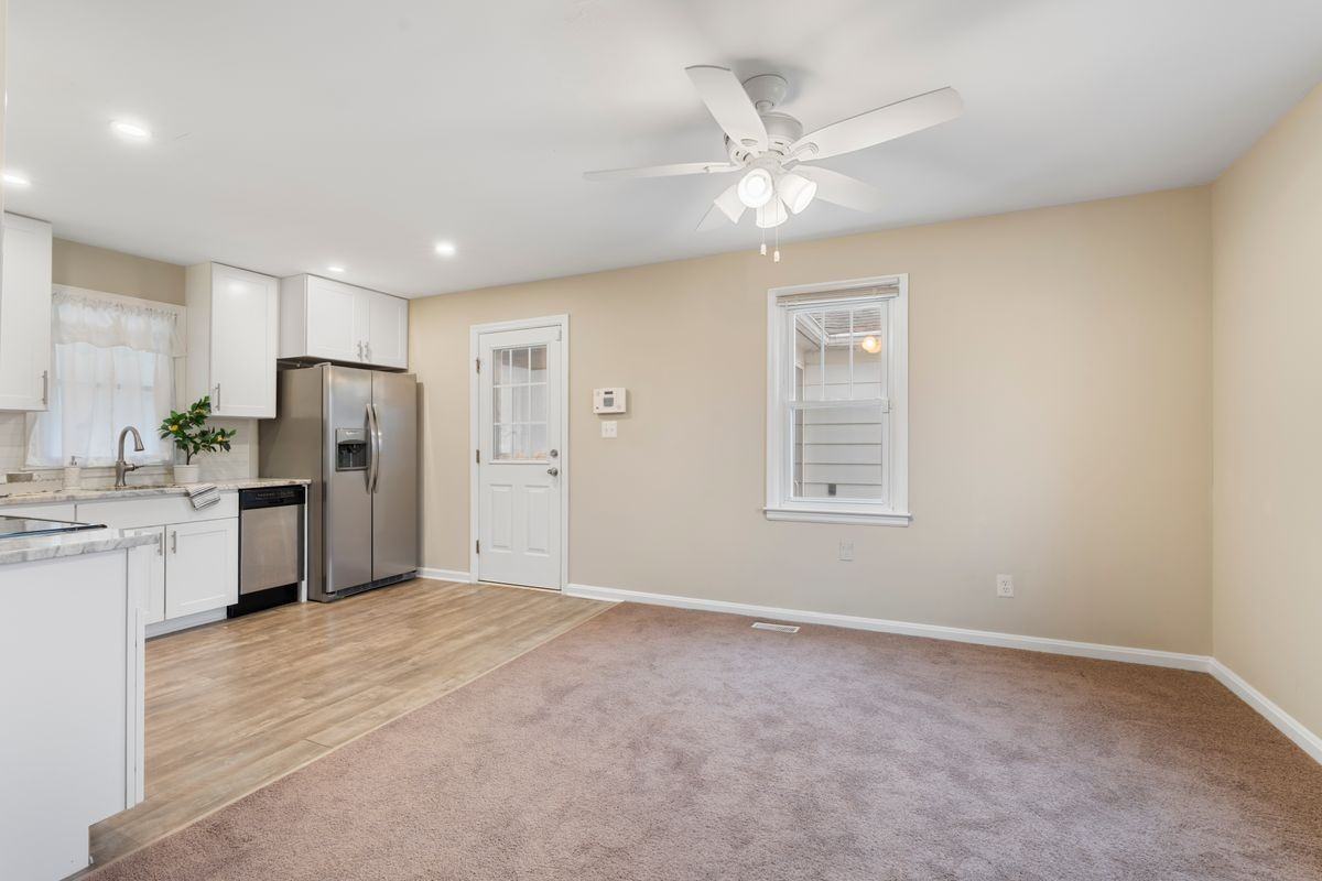 1108 Reece Rd - Photo 7 of 39