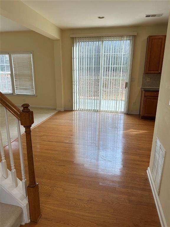 4008 Divot Ct - Photo 5 of 17