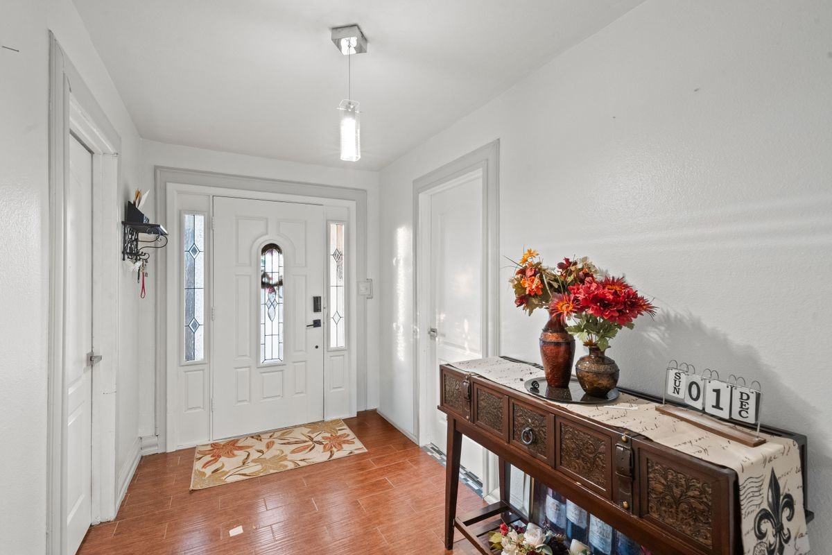 415 S 8th St - Photo 2 of 21