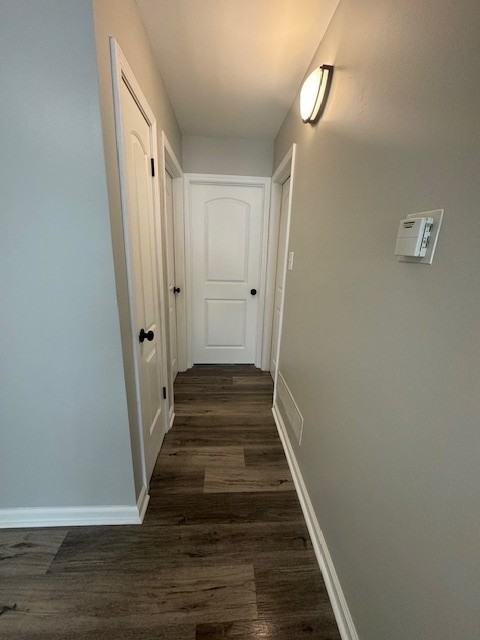 1103 Evans Avenue - Photo 6 of 11