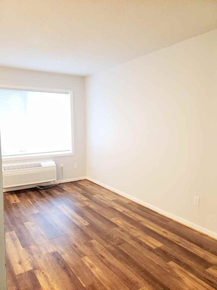 1010 Washington Street - Photo 5 of 50