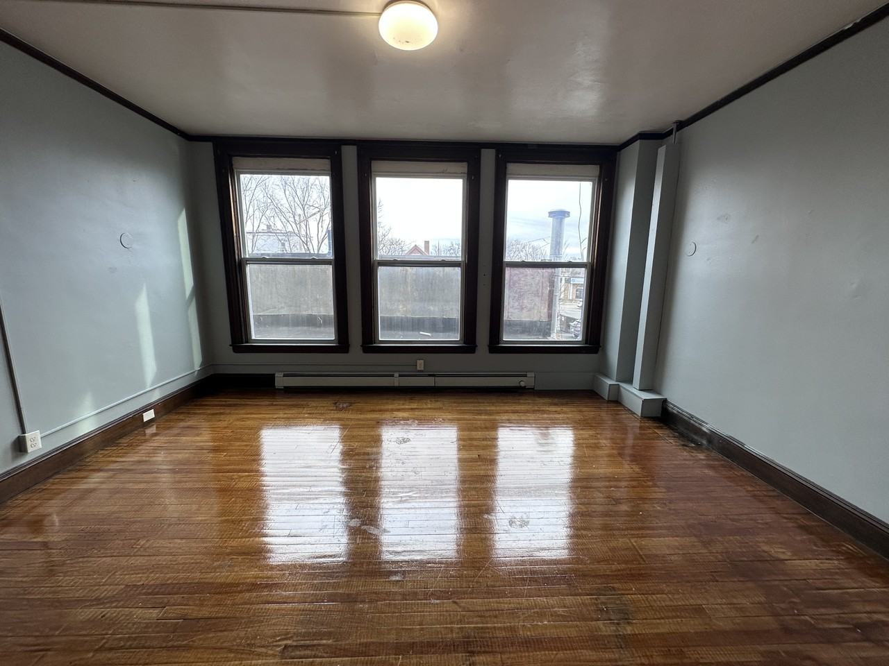 39-51 Main St - Photo 4 of 6