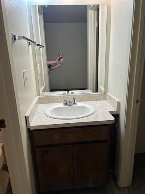 1121 Lloyd Street - Photo 6 of 7