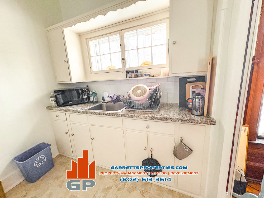 10 Loomis Street - Photo 6 of 10