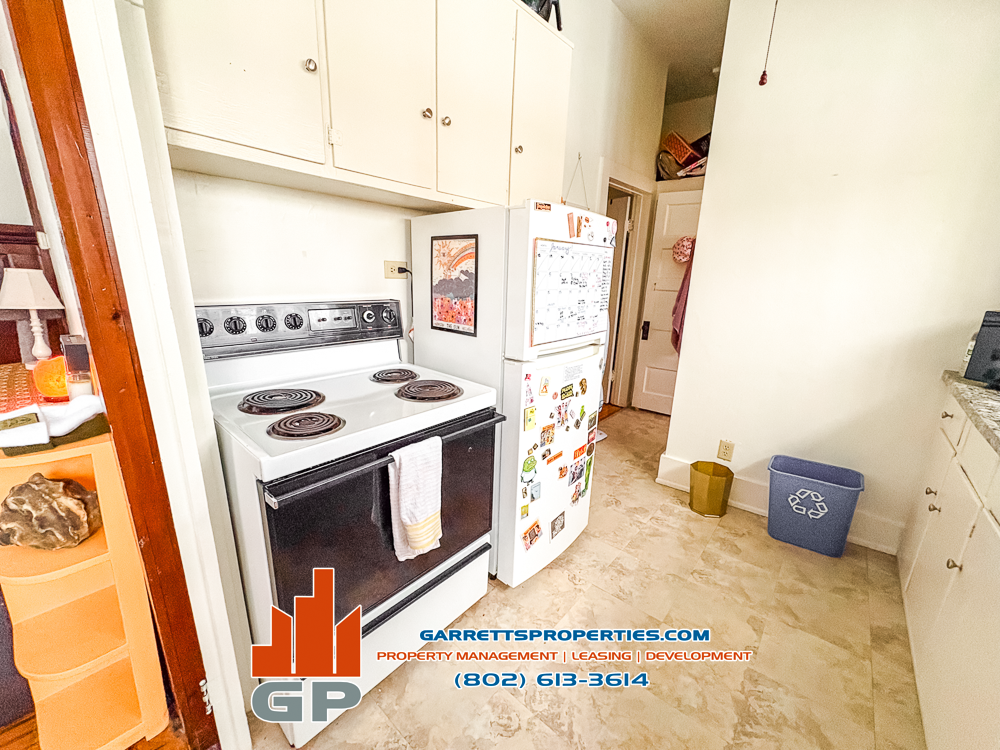 10 Loomis Street - Photo 7 of 10