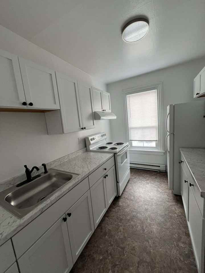 705 North 2nd Street - Photo 4 of 5