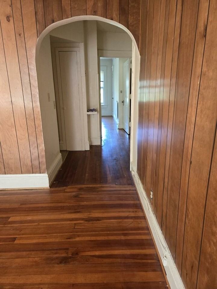 346 Montford Avenue #08 - Photo 2 of 10