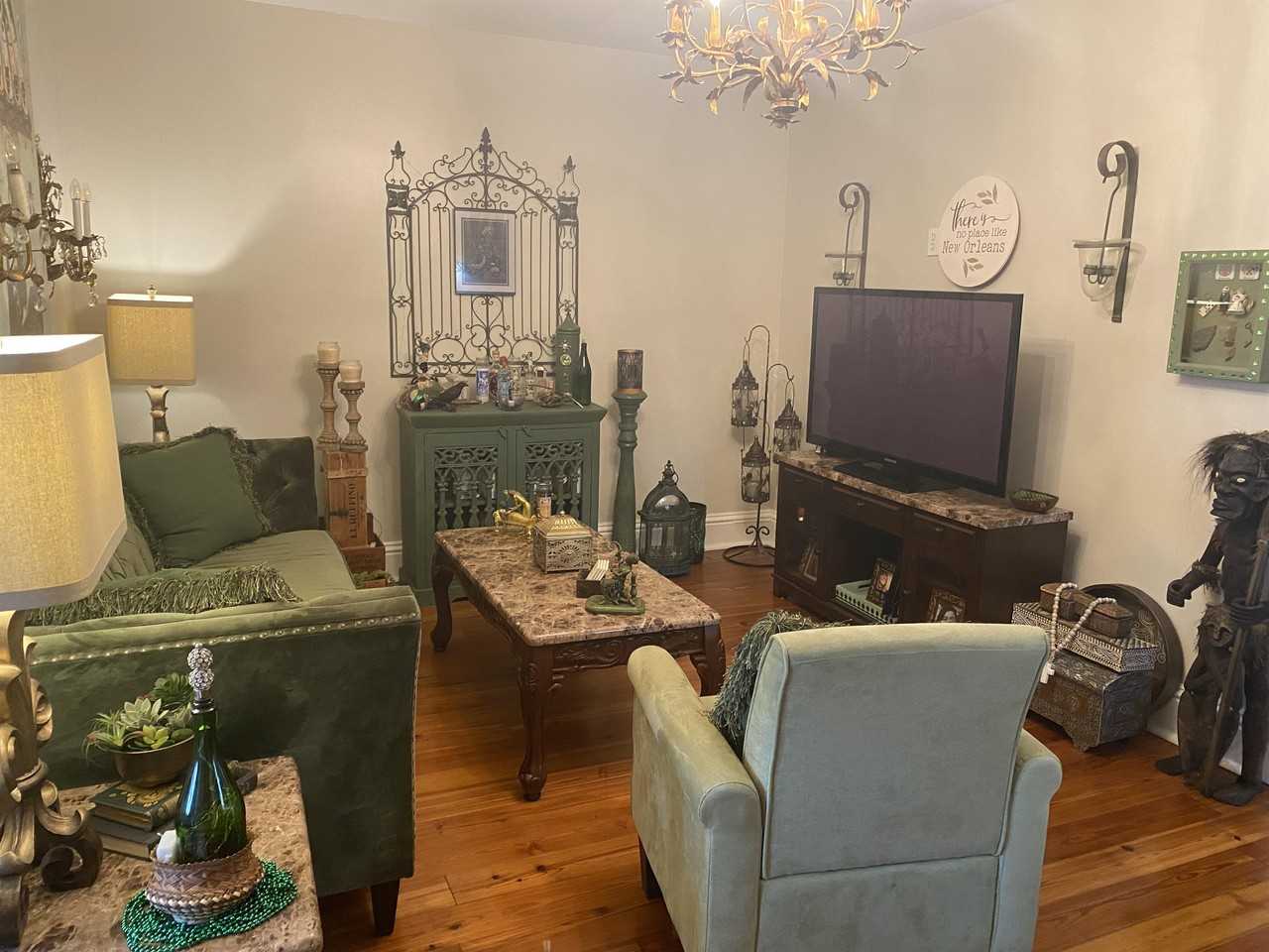 517 Dumaine Street - Photo 2 of 35