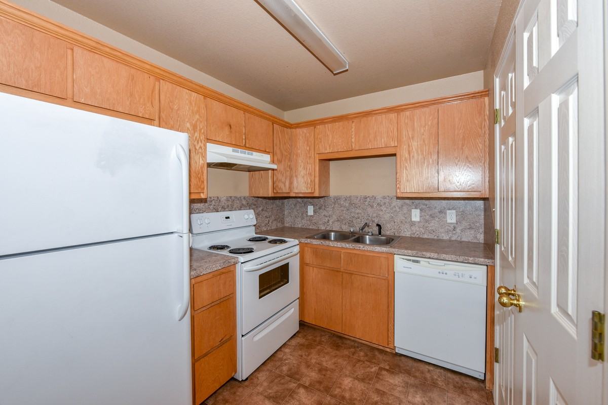 303 South Roland Road - Parkview - Photo 4 of 7