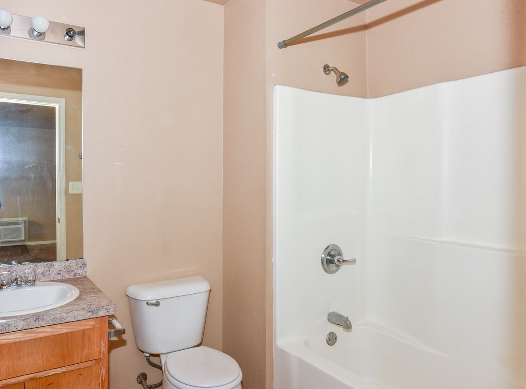 303 South Roland Road - Parkview - Photo 6 of 7