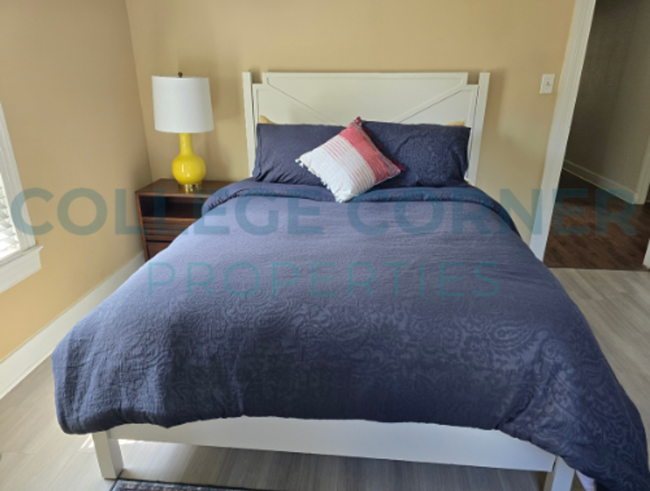 1404 Polo Rd - Photo 6 of 50