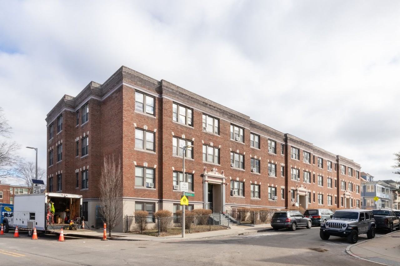 4-14 Abbotsford - Photo 2 of 2