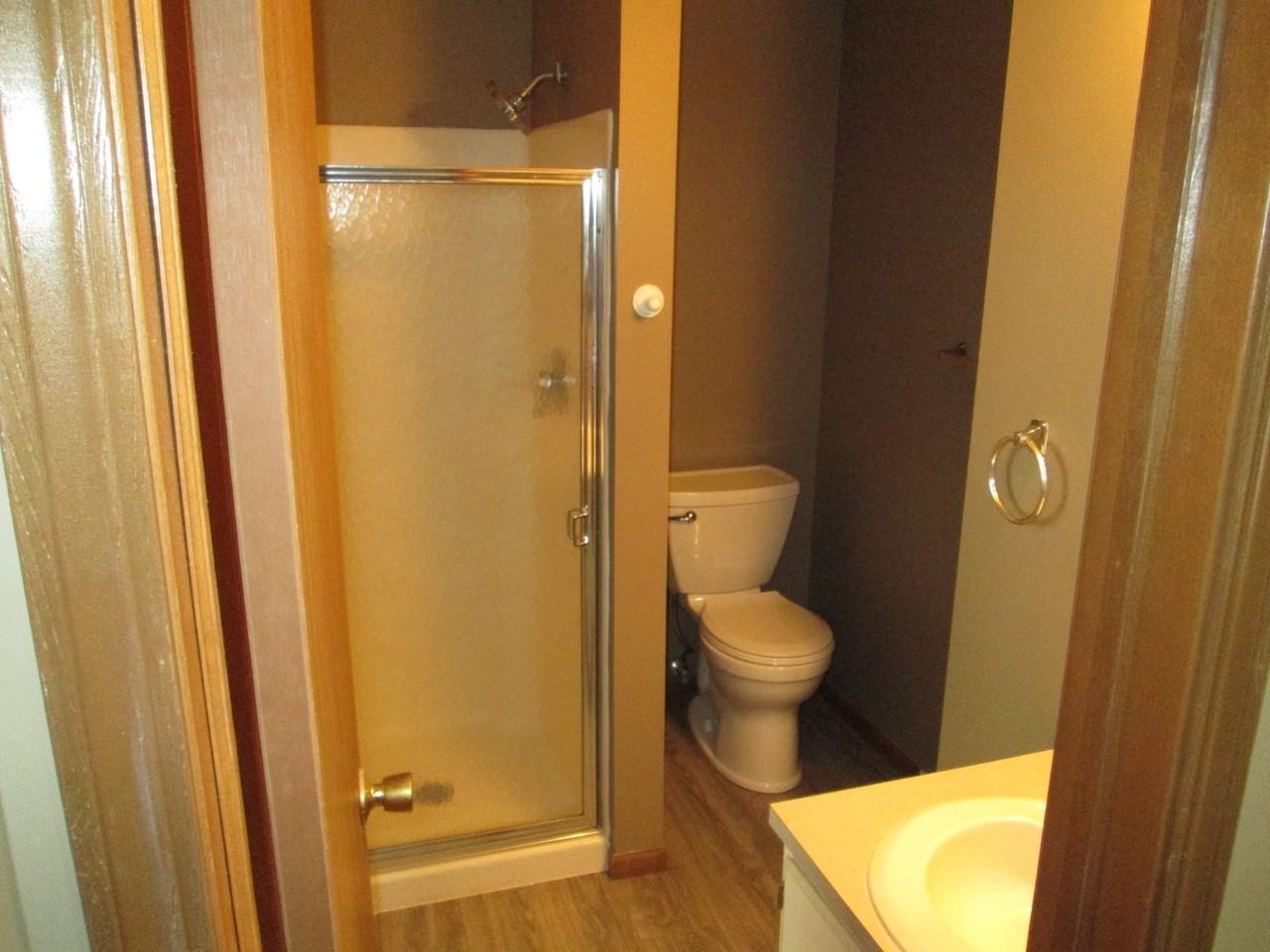 1725 Granada Ln - Photo 5 of 29