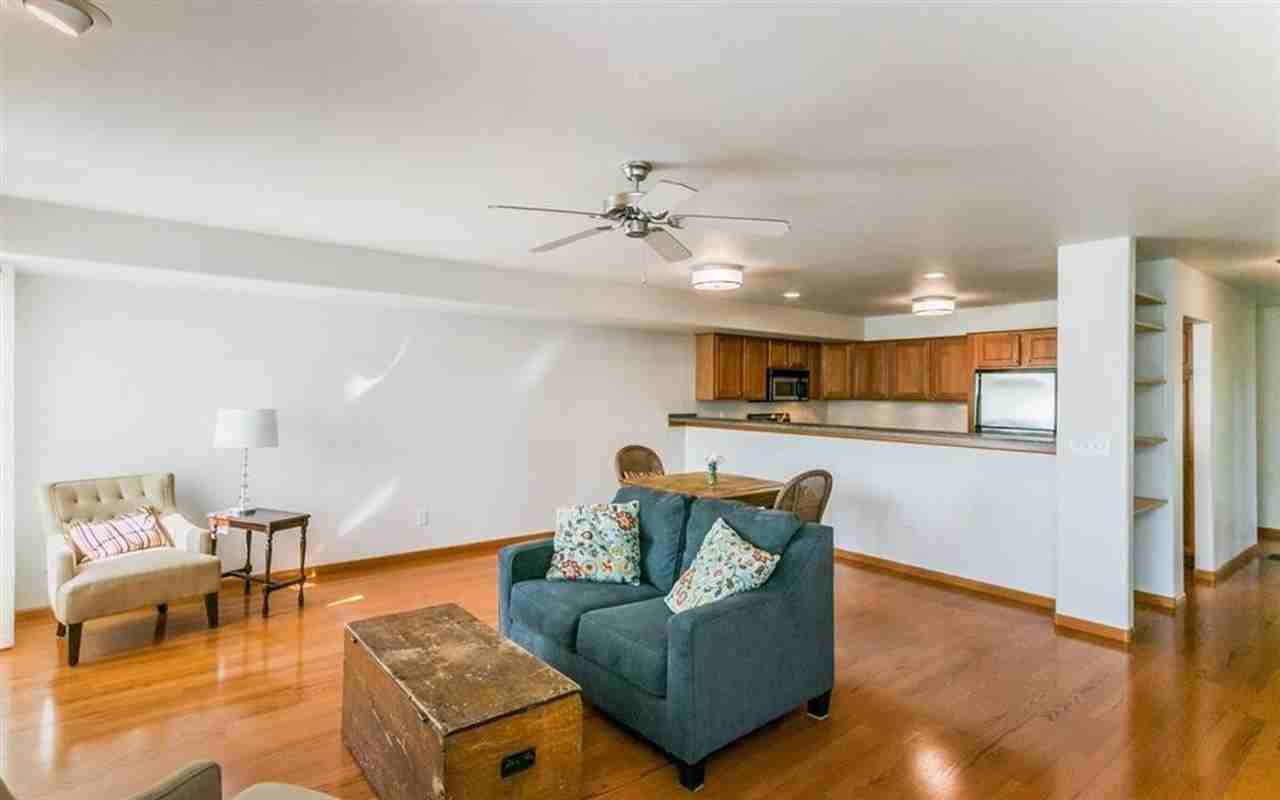 214 Redhill Ln - Photo 5 of 21