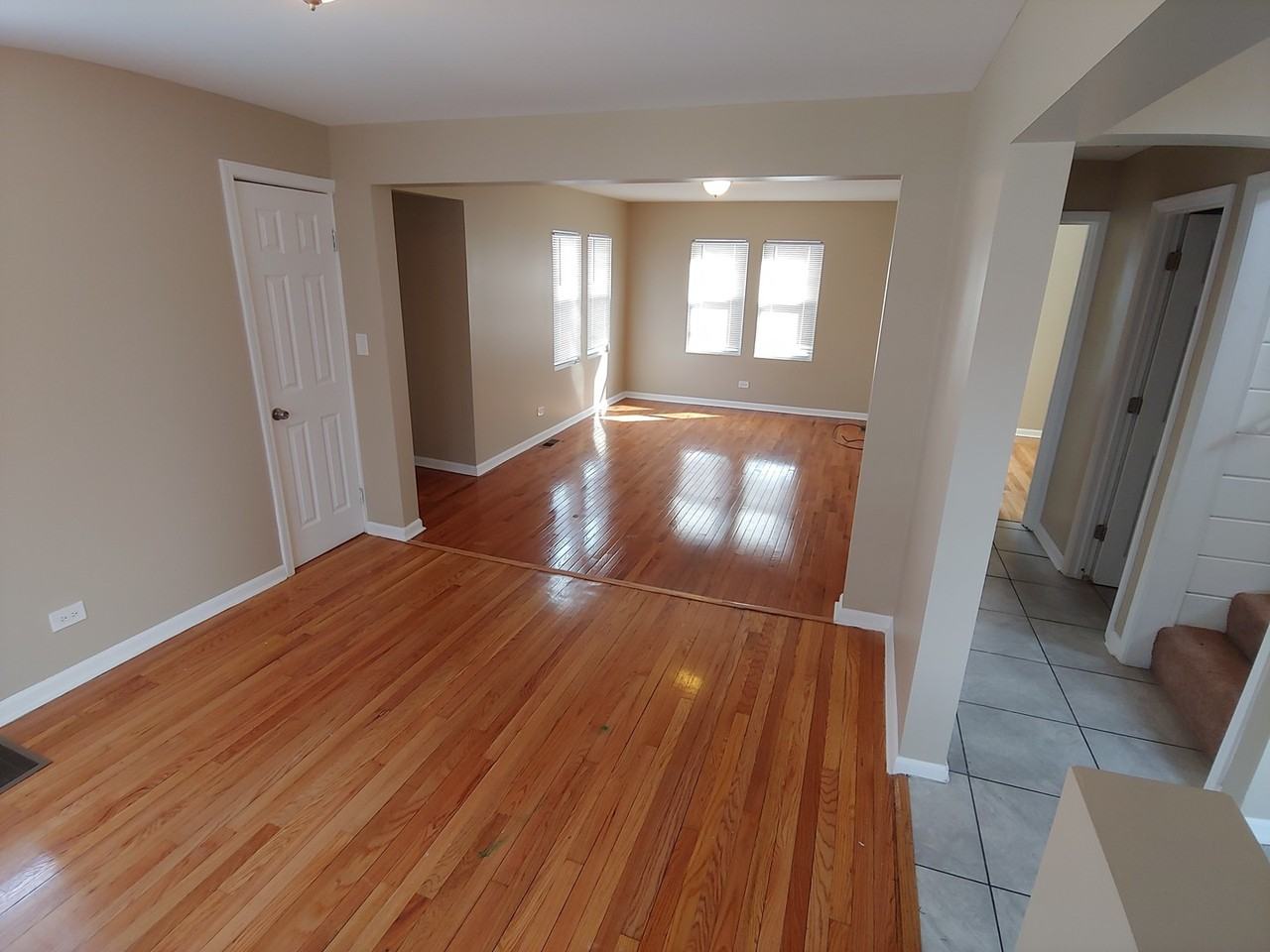 12706 S Throop St - Photo 3 of 5